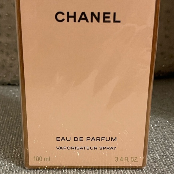 Chanel Allure Fragrance - Picture 4 of 9